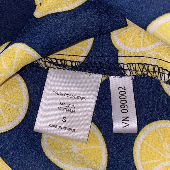 Soho New York and Company Blue and Lemon Print Sleeveless Tank Tee Blouse Size S - Picture 6 of 7
